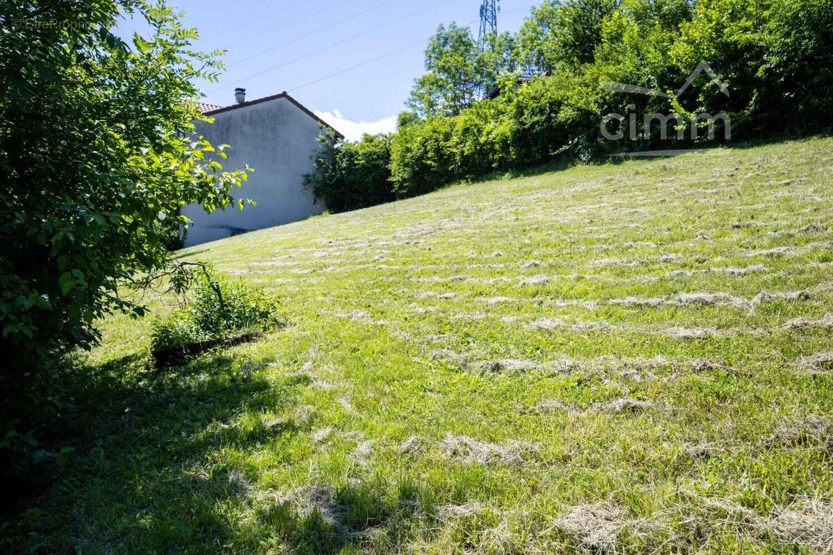 Terrain à bâtir de 900m² - Au calme - cadre campagne - photo 3