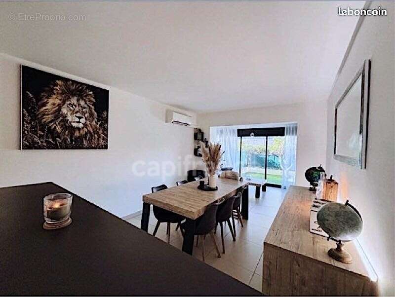 Appartement à MOUGINS