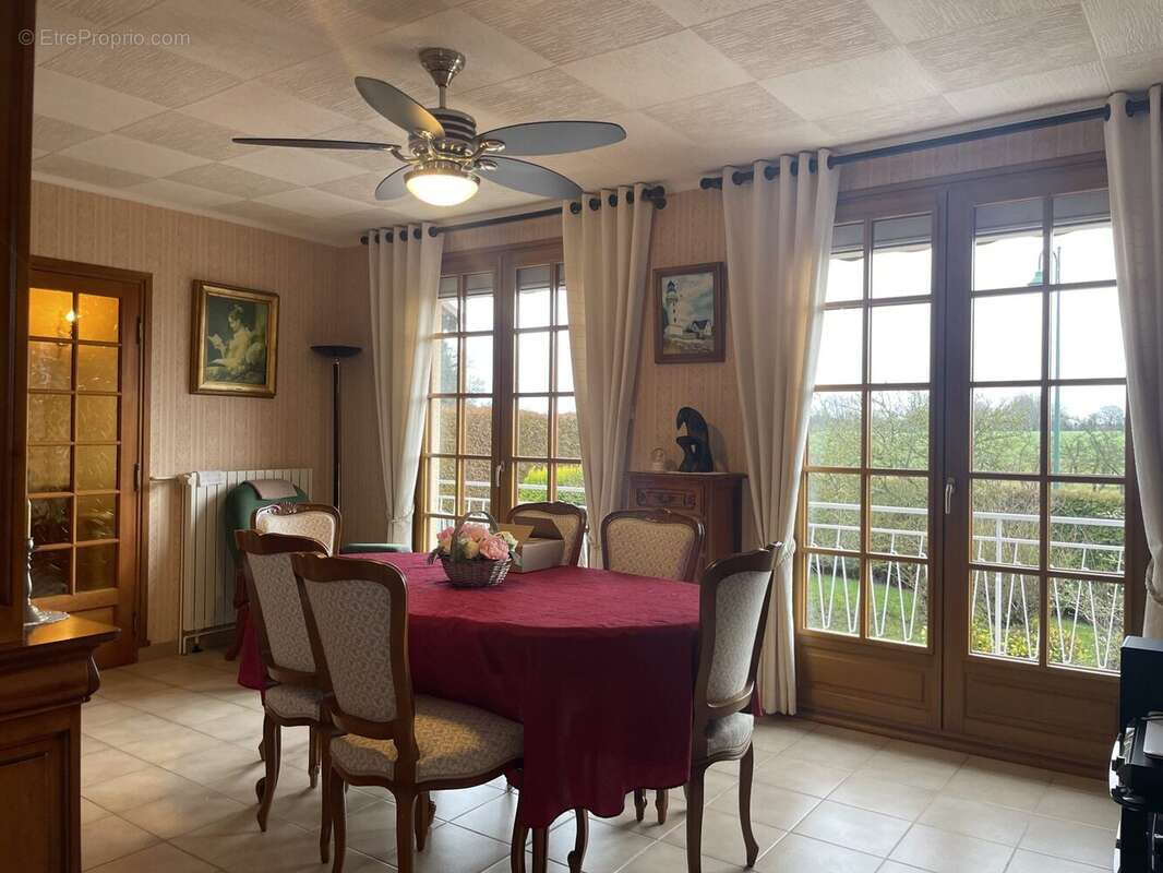 Maison 71 m² à Saint-Germain-La-Campagne  - photo 7