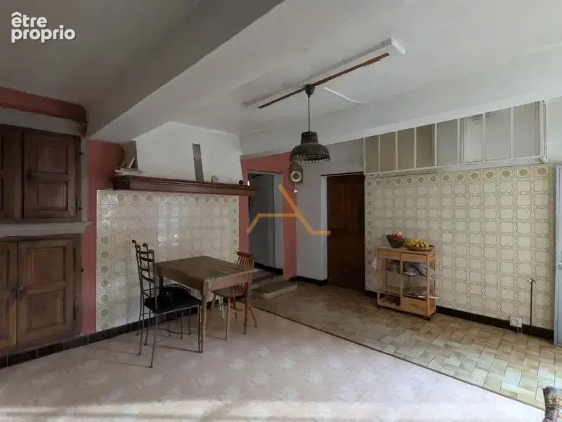 Maison de village à vendre à Montjoux  Environ 170 m² avec cour et jardin - photo 7