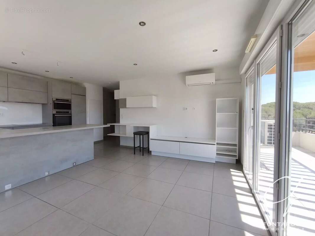 Appartement à FREJUS