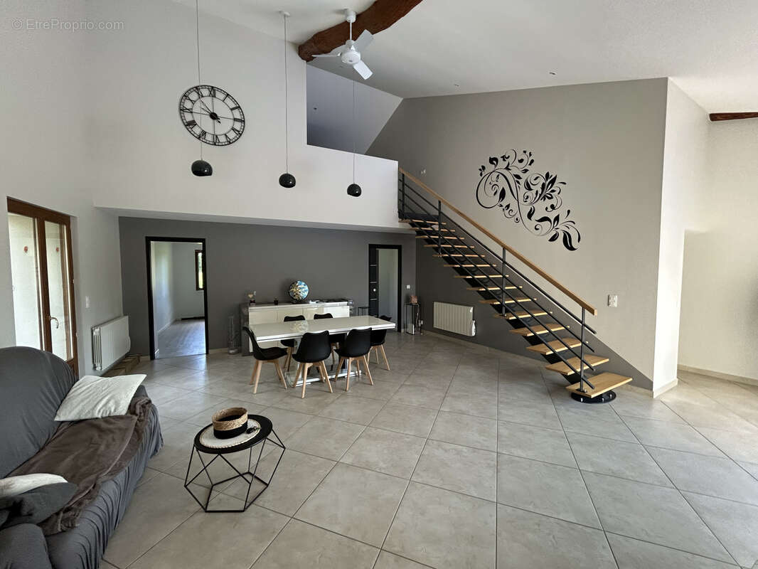 Maison à NOALHAT
