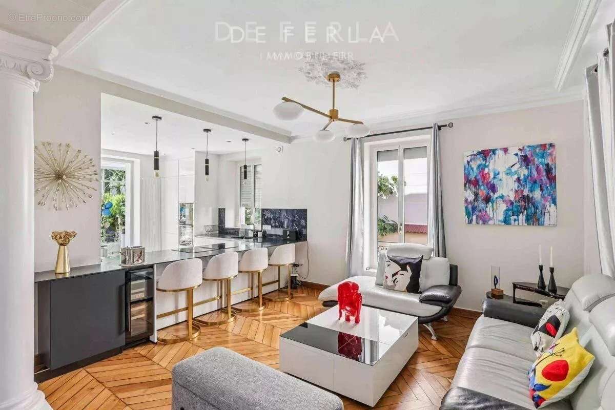 Maison à SAINT-MAUR-DES-FOSSES