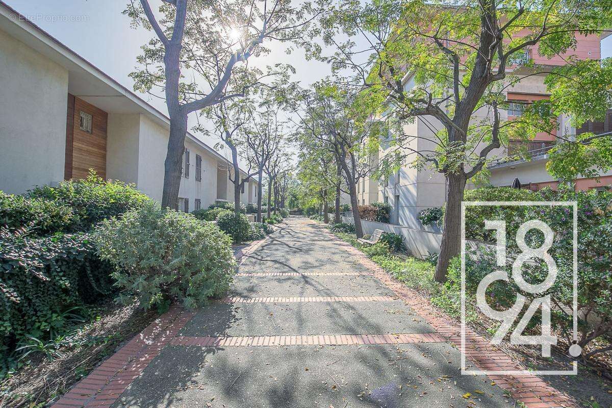 Appartement à MARSEILLE-8E