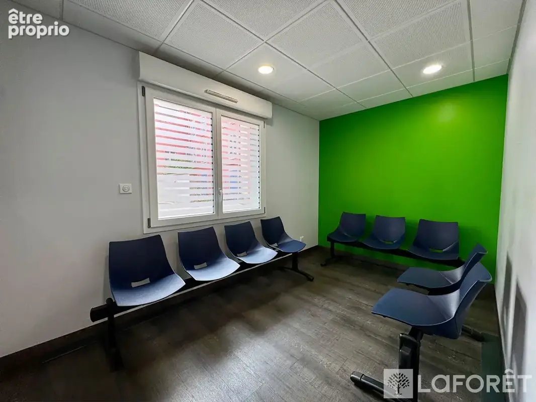 Local professionnel Epinal 91.56 m2 - photo 5