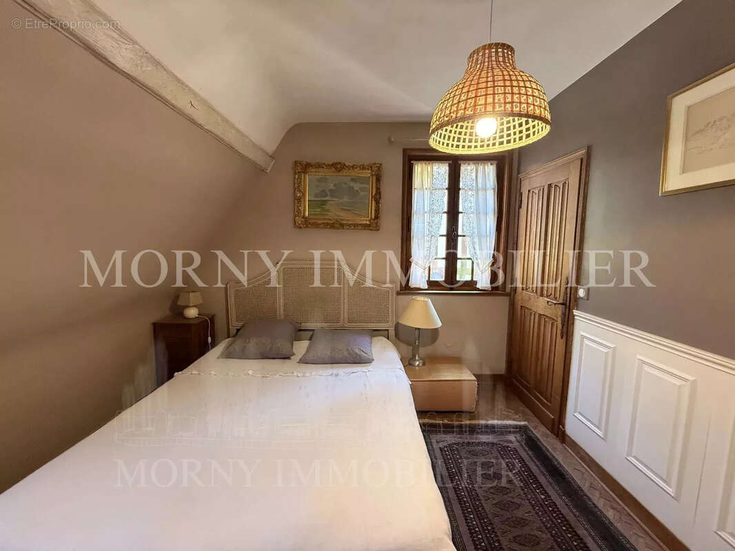 Maison à PONT-L&#039;EVEQUE