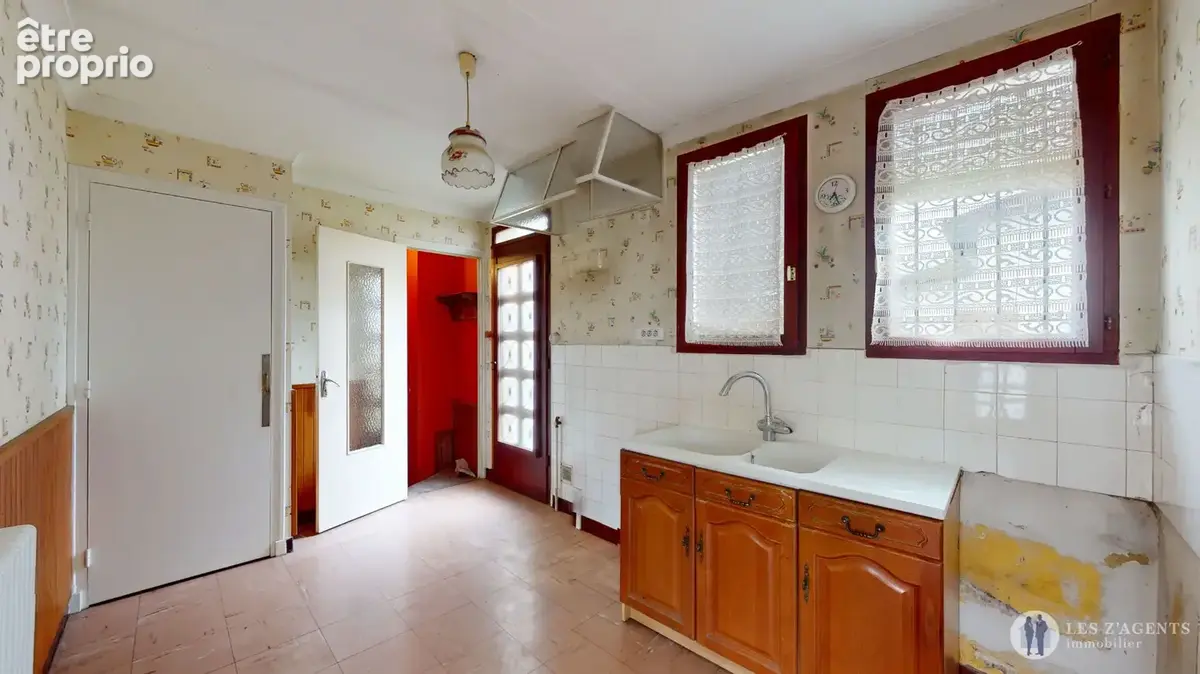Maison Echirolles 6 pièces de 100m² sur 378m² de terrain, secteur Commanderie - photo 8