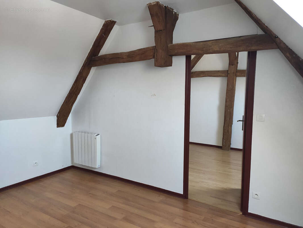 Appartement à CREPY
