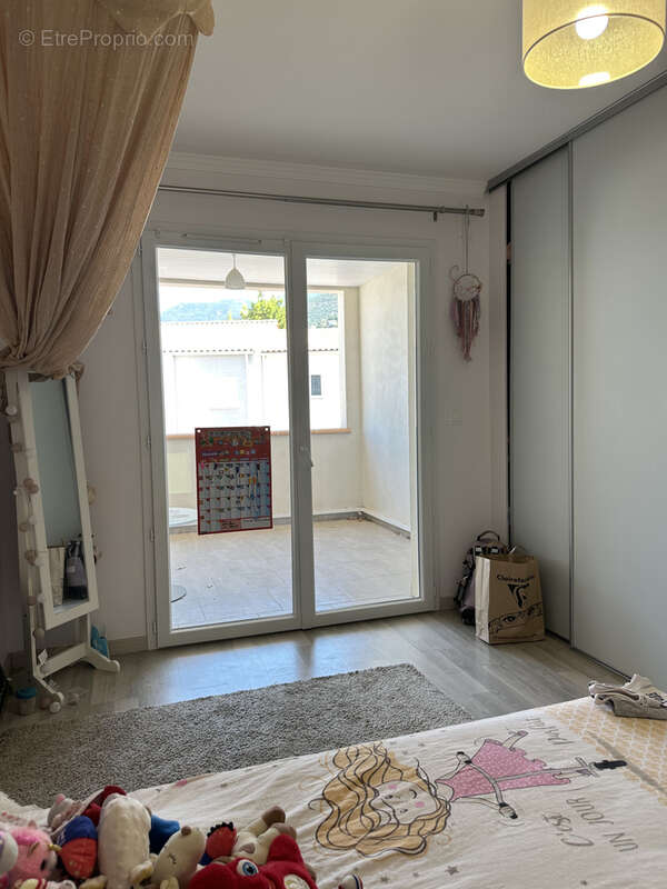 Maison 3 chambres, garage, sous-sol, terrasses - photo 14