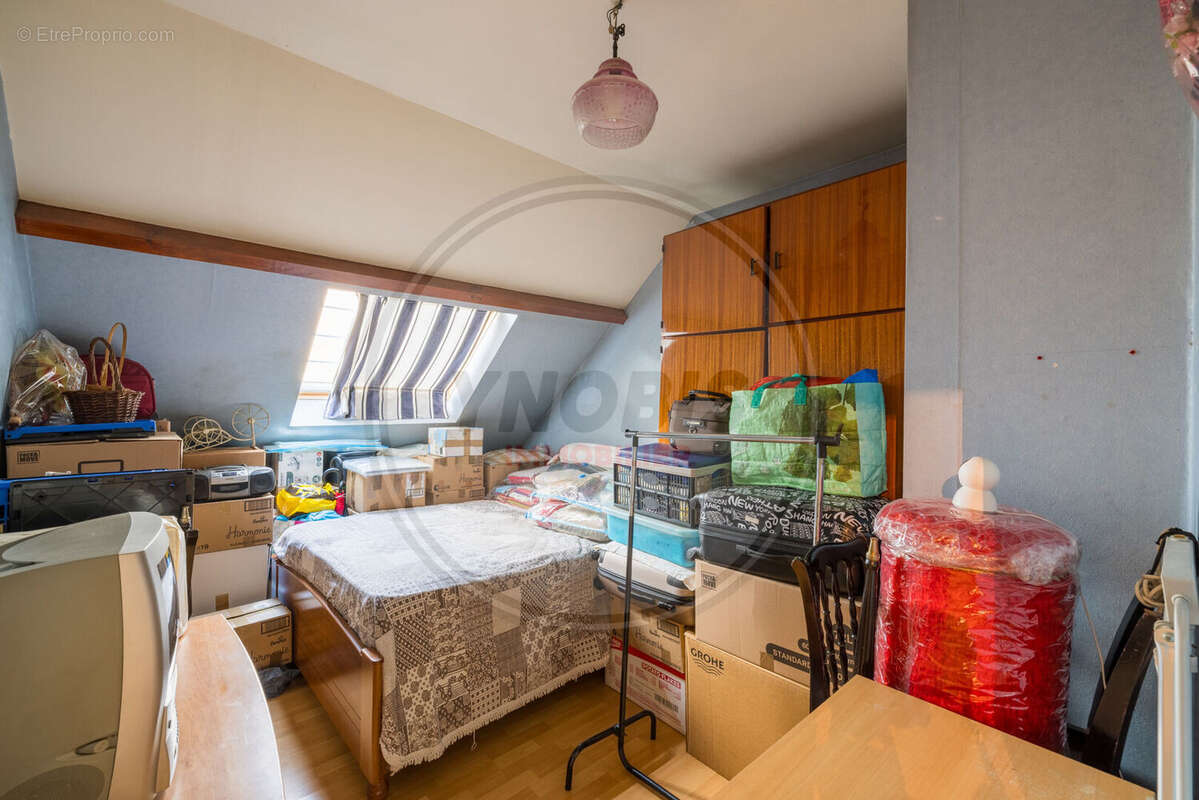 Maison à LES MUREAUX