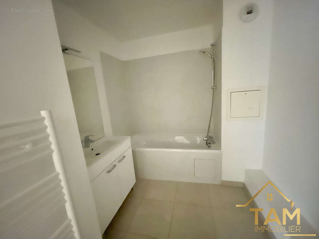 Appartement à SAINT-CYR-L'ECOLE