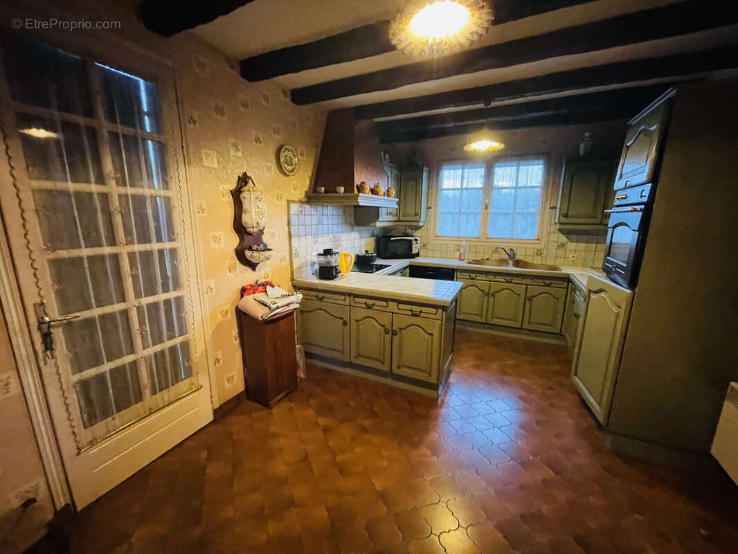 Maison à LA VILLEDIEU-DU-CLAIN