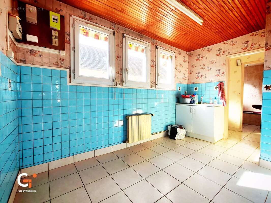 Maison à SAINT-ETIENNE-DU-ROUVRAY