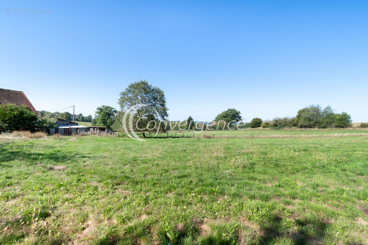 Maison à SAINT-PRIEST-LIGOURE