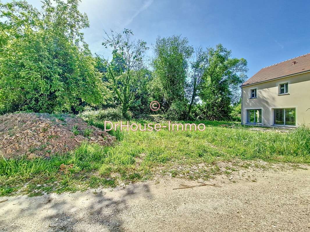 Terrain à RAMBOUILLET