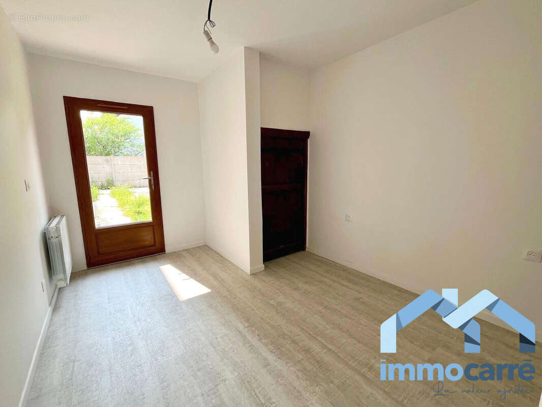 Appartement à PONTCARRE