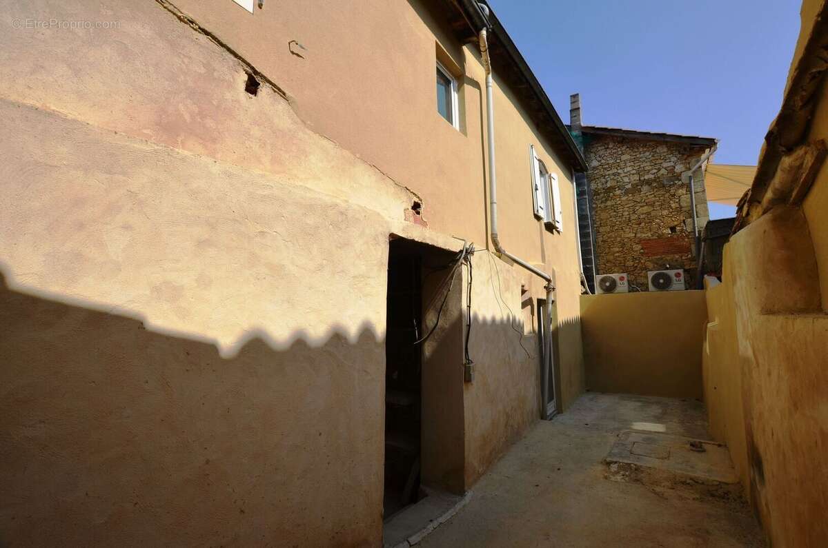 À vendre, Vic-Fezensac (Gers): charmante maison de ville 4 chambres, 2 au rdc, avec garage et cour, proche commodités - photo 19