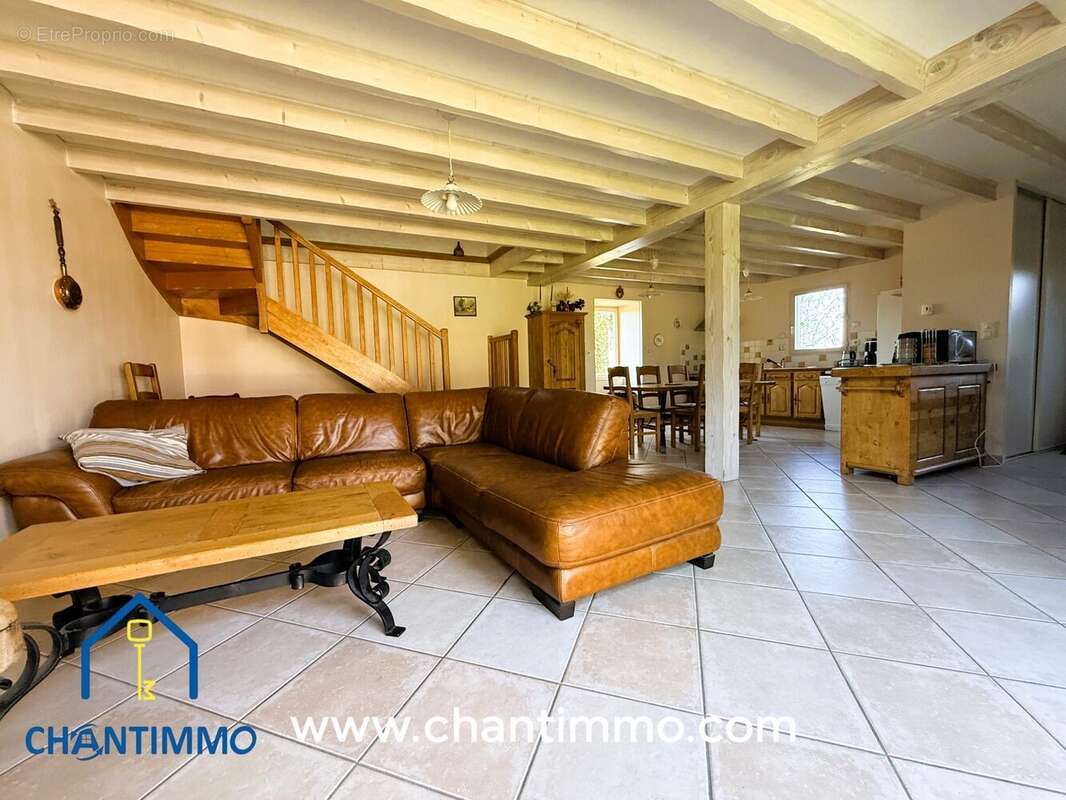 Maison à LA CHATAIGNERAIE