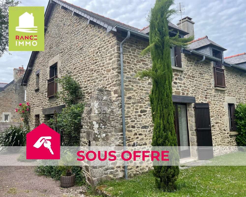 Maison à LANVALLAY