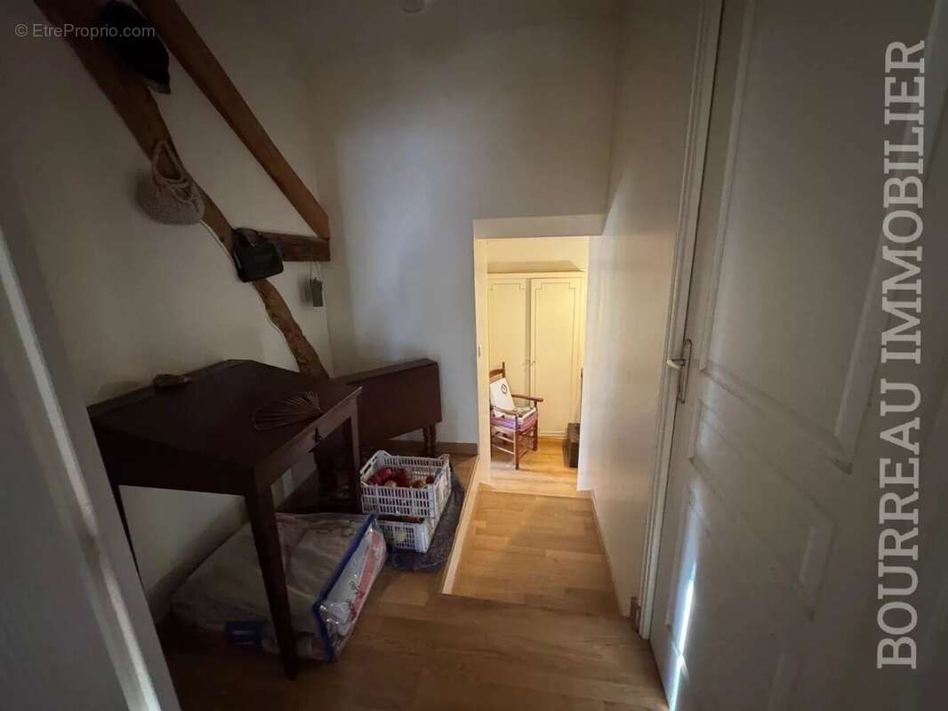 Maison à ARCES-DILO