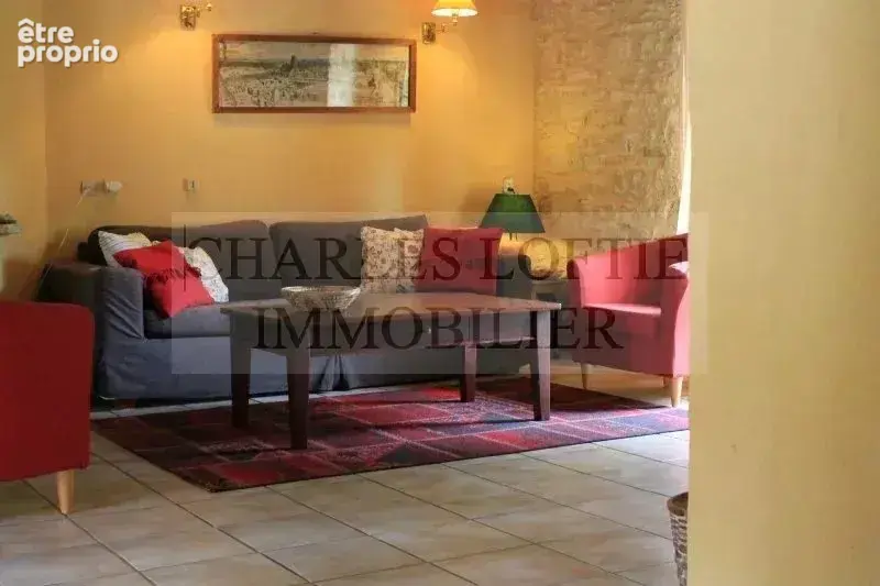 Ancienne ferme avec gîtes et piscine sur 9070 m2 de terrain - photo 19