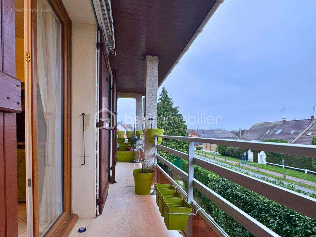 Appartement à OZOIR-LA-FERRIERE