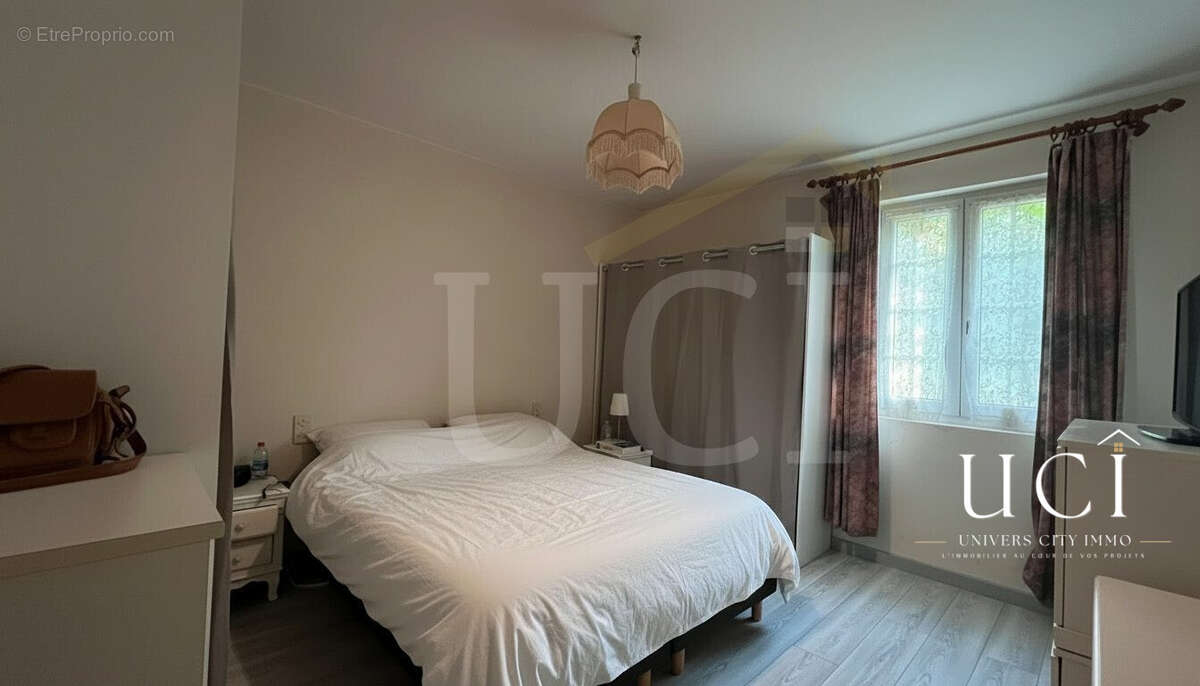 Maison 186 m² à Mire  - photo 8