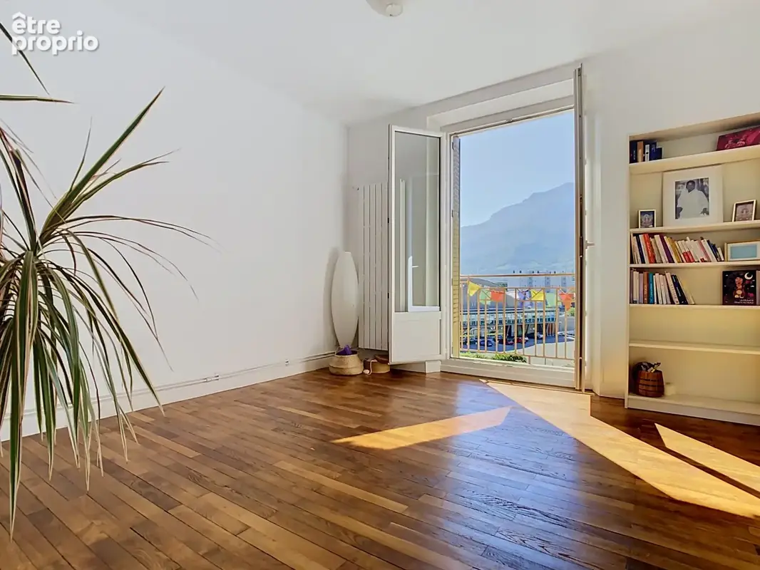 Grenoble - lumineux T2 de 54,17m2 avec balcon et vue dégagée sur les montagnes - photo 4