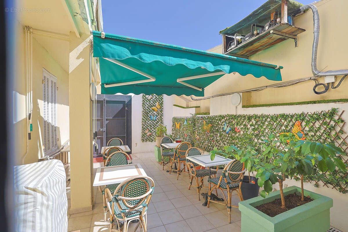 Commerce à LA SEYNE-SUR-MER