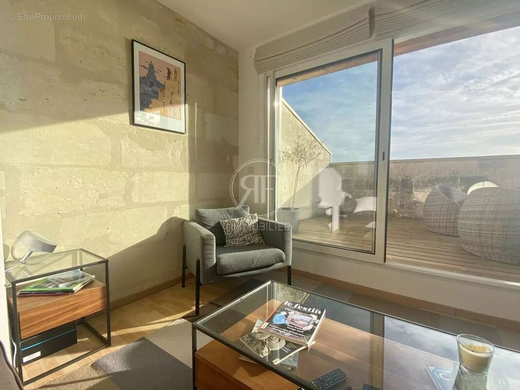 Appartement à VAYRES