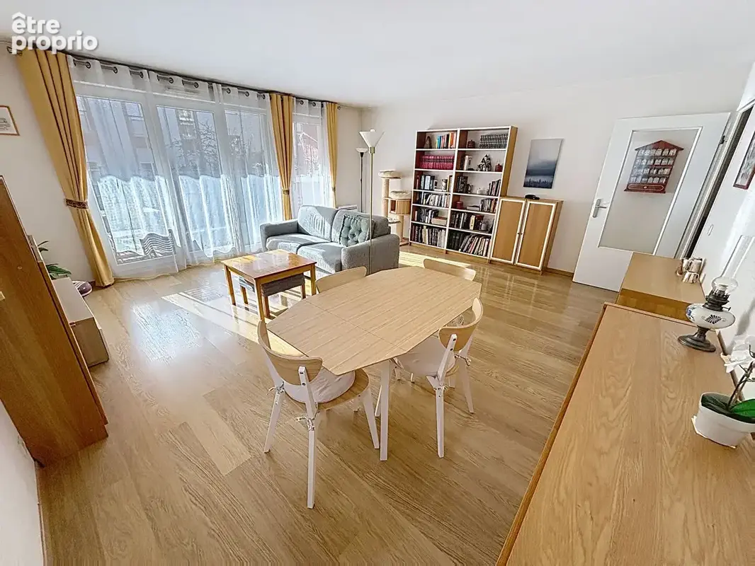 Appartement 4 Pièces - 91m² - 1 BOX - VILLEJUIF (94800) - photo 2