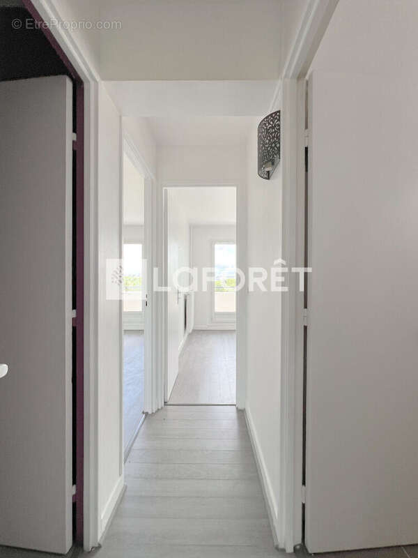 Appartement à BAGNEUX