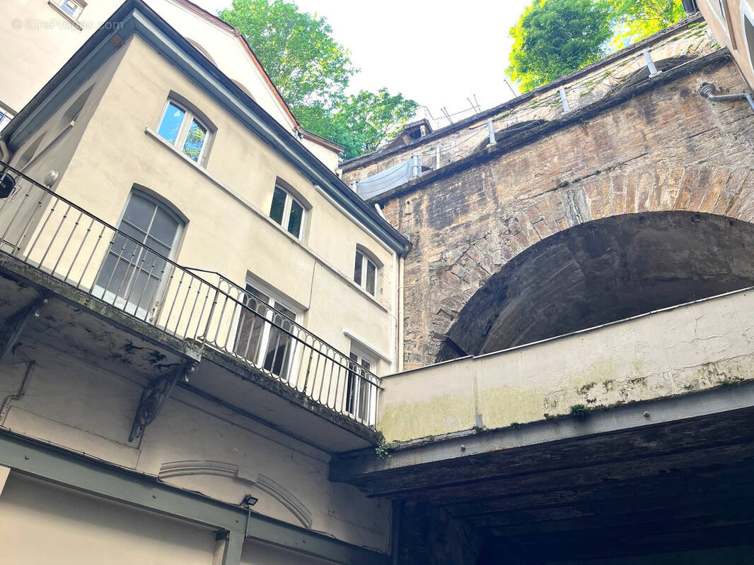 Appartement à CALUIRE-ET-CUIRE