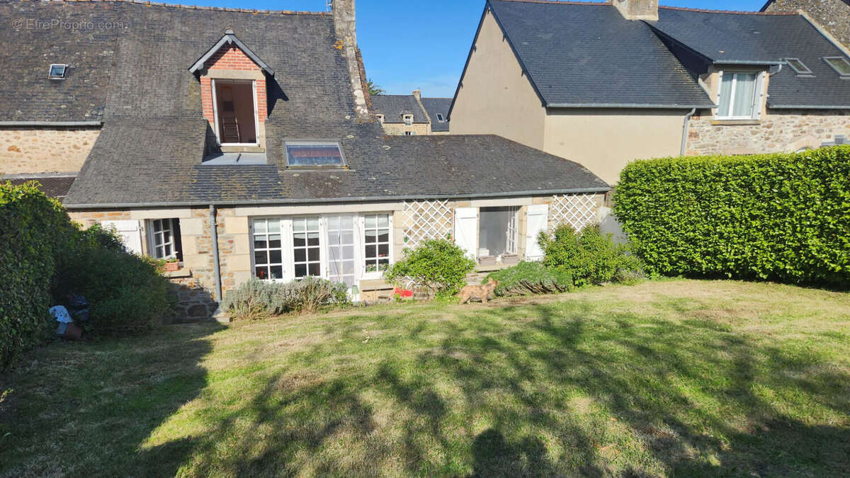 Maison à PLOUBALAY
