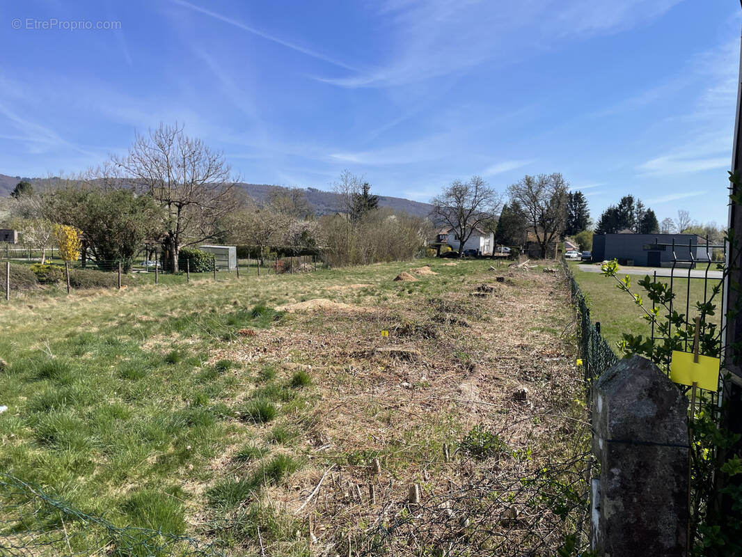 Terrain à MELISEY