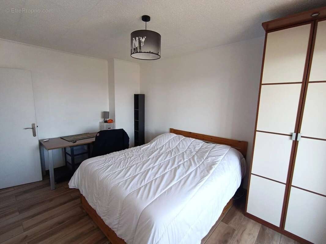 Bel appartement de 93m² avec 2 balcons proche du Mourillon - photo 10