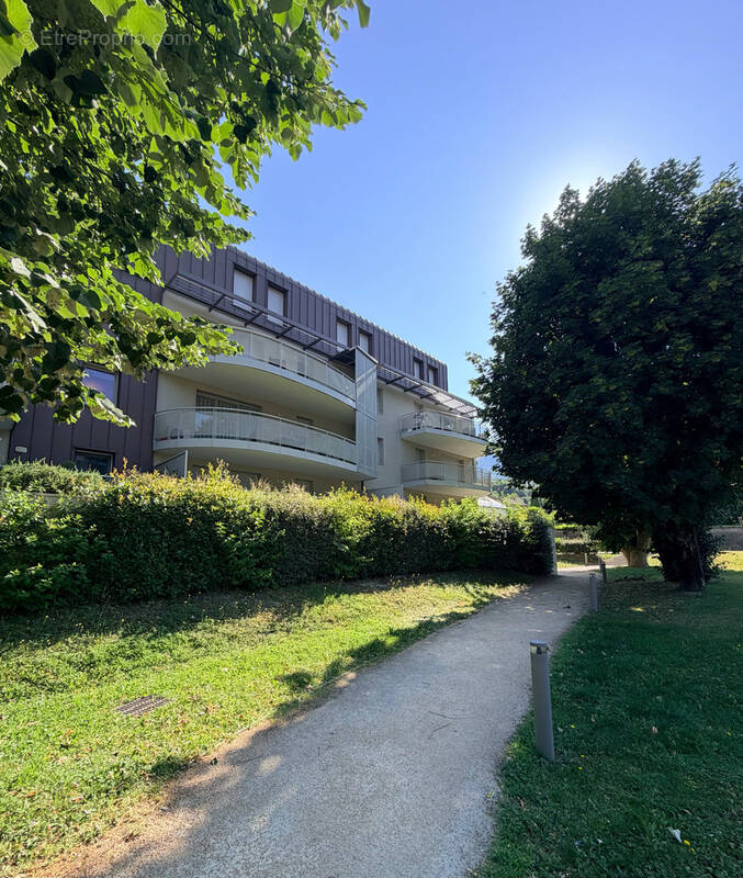 Appartement à VIZILLE