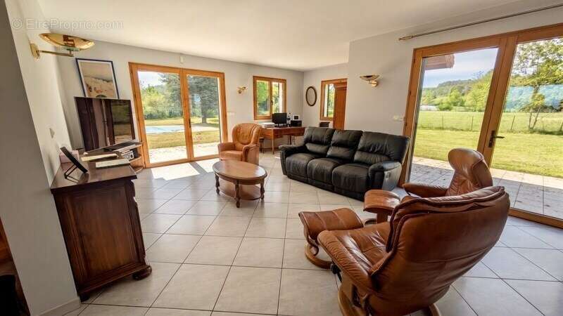 Maison à LES ABRETS