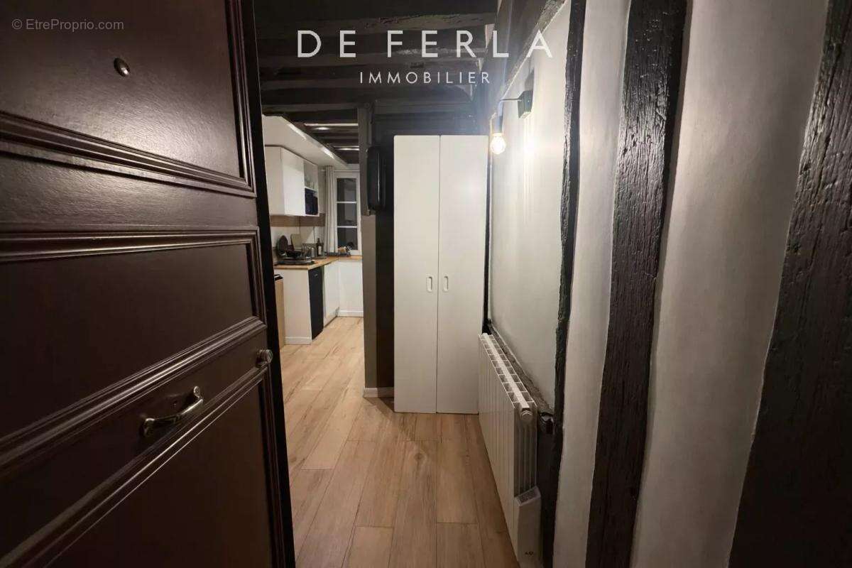 Appartement à PARIS-11E