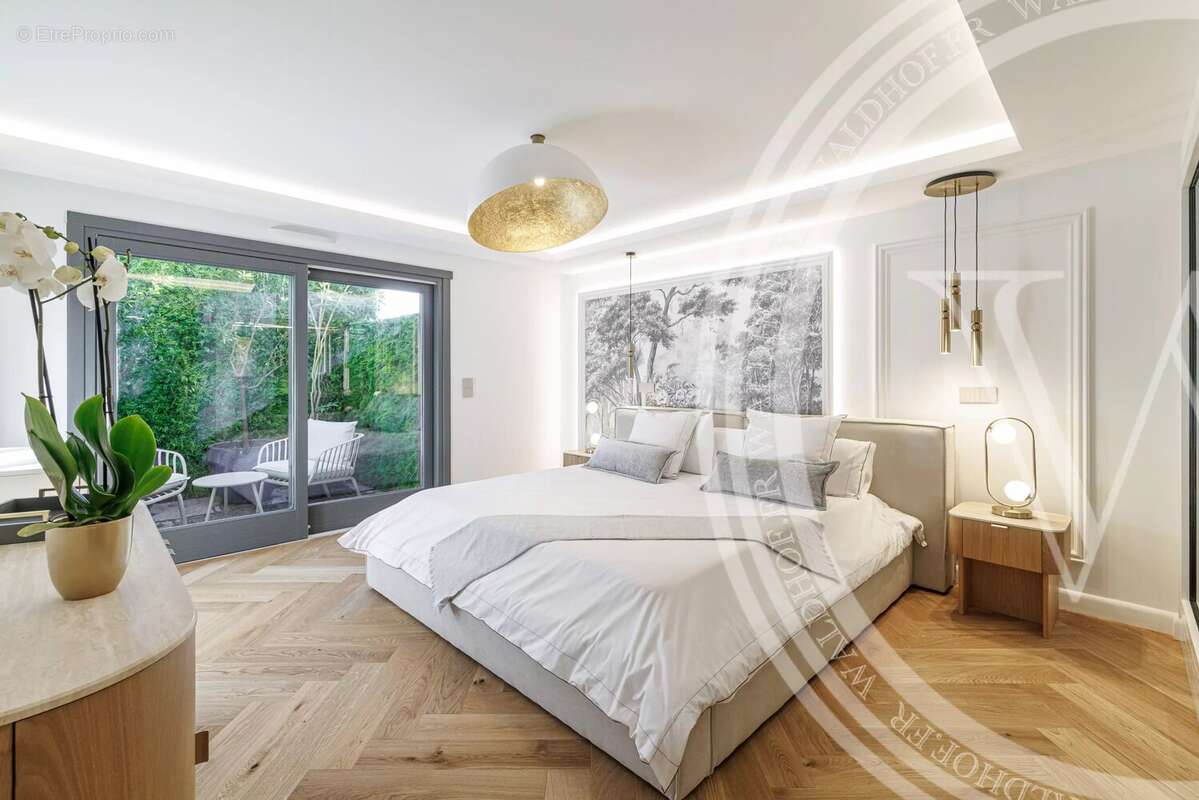 Duplex clé en main récemment rénové avec vue mer panoramique à Roquebrune-Cap-Martin - photo 7