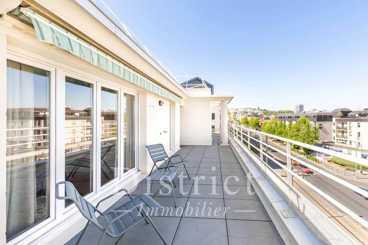 Appartement à CHATILLON