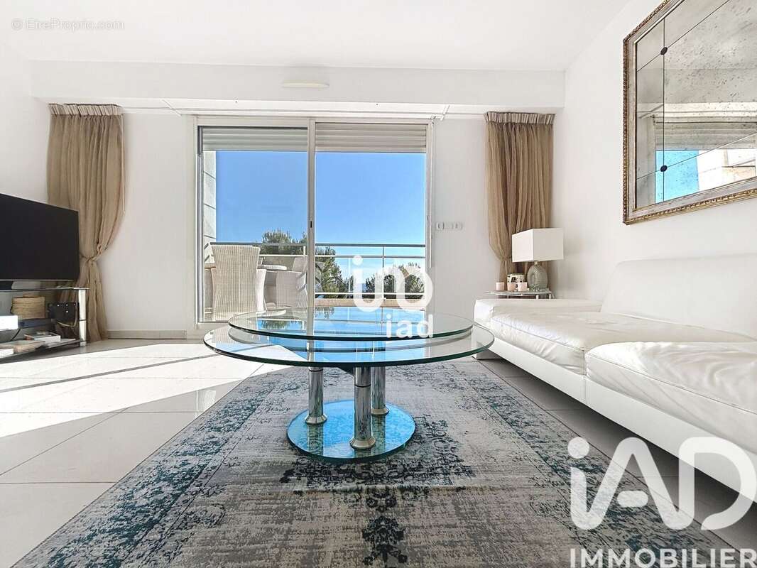 Photo 4 - Appartement à ROQUEBRUNE-CAP-MARTIN