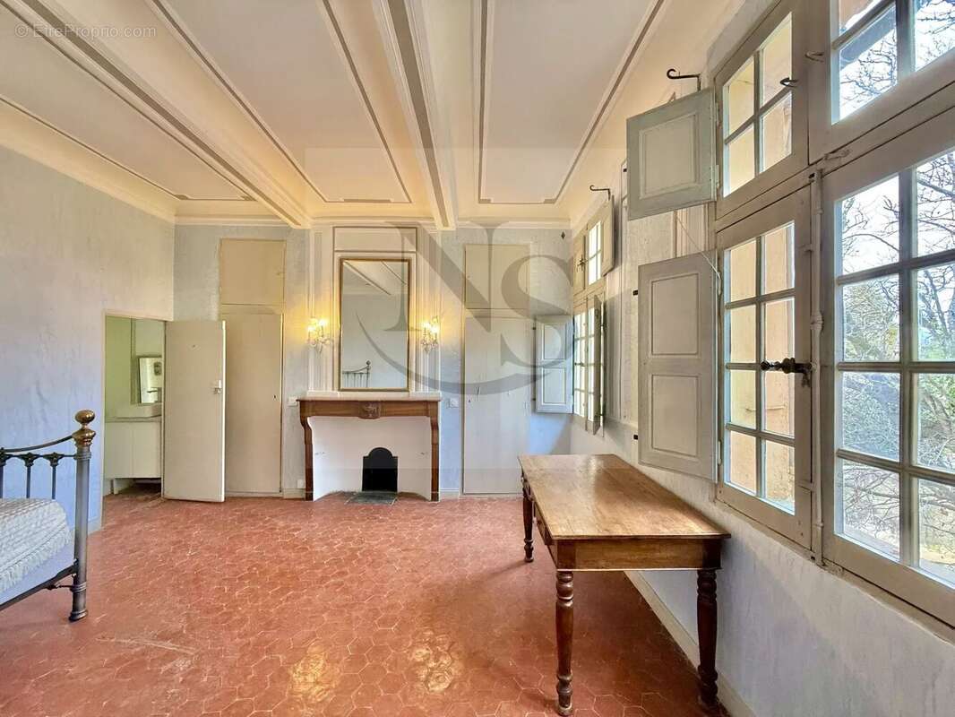 Aix-en-provence / propriété du xviiie siècle - domaine sécurisé avec dépendances - 5 minutes centre- ville - photo 22