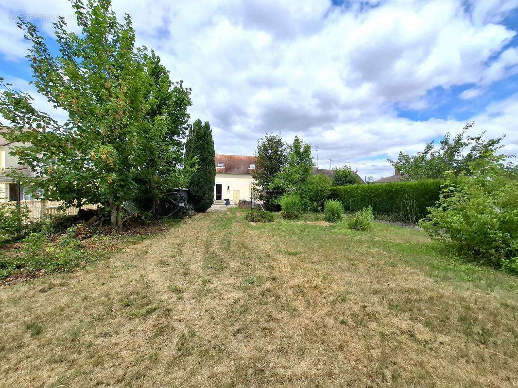 Maison à TROSLY-BREUIL