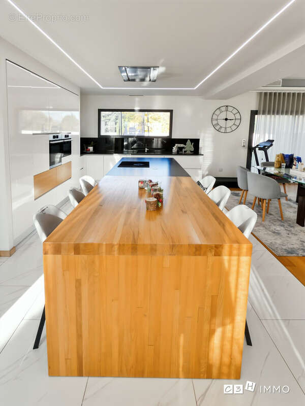 Maison à MARQUEFAVE