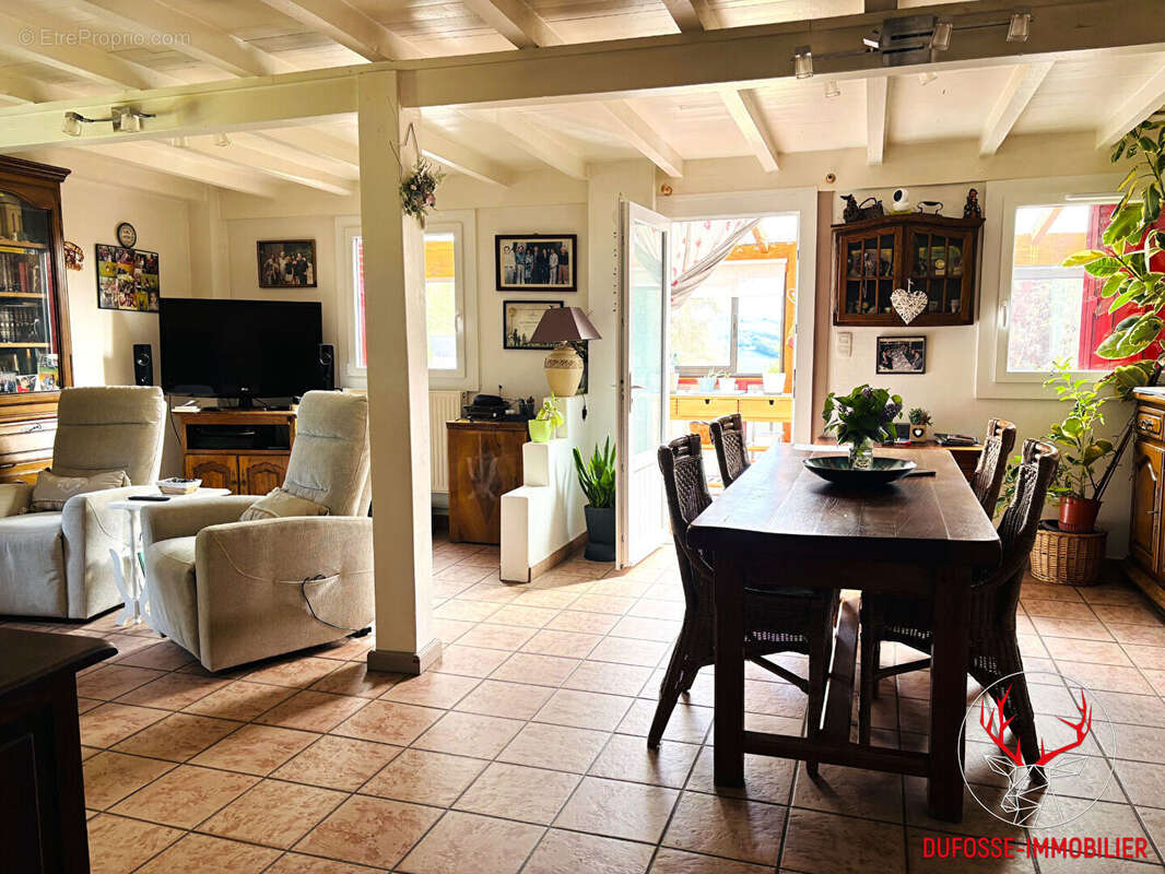 Maison à ARTAS