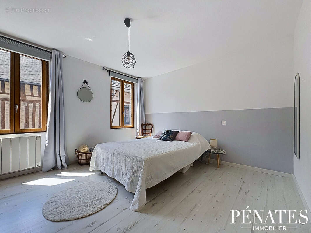 Maison 83 m² à Saint-Leger-Du-Bourg-Denis  - photo 8