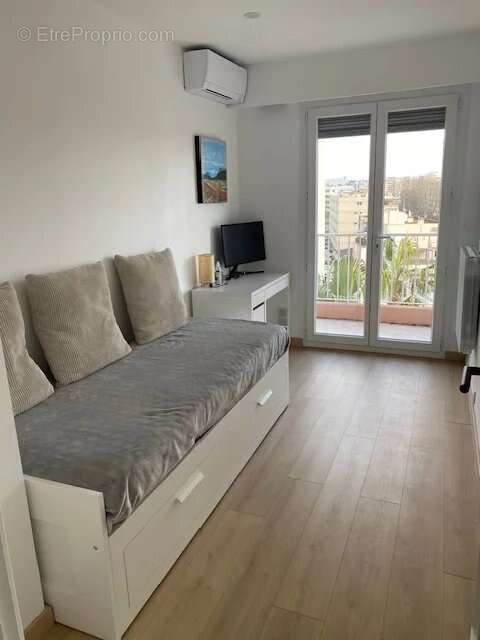 Appartement à CAGNES-SUR-MER