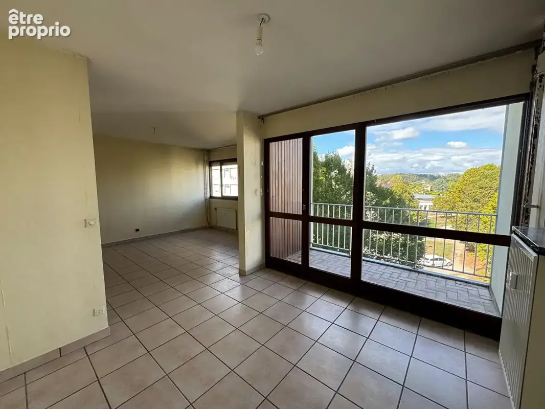 Lons-le-Saunier Appartement 63 m² - photo 2