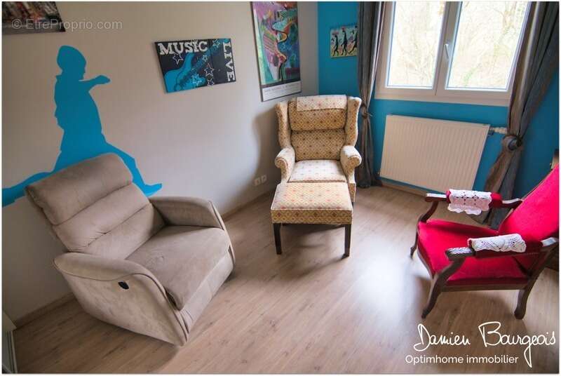 Appartement à SERGY